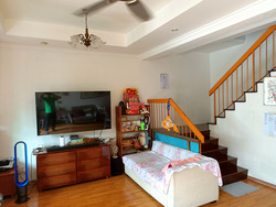 Lorong Sarina (D14), Terrace #628493081